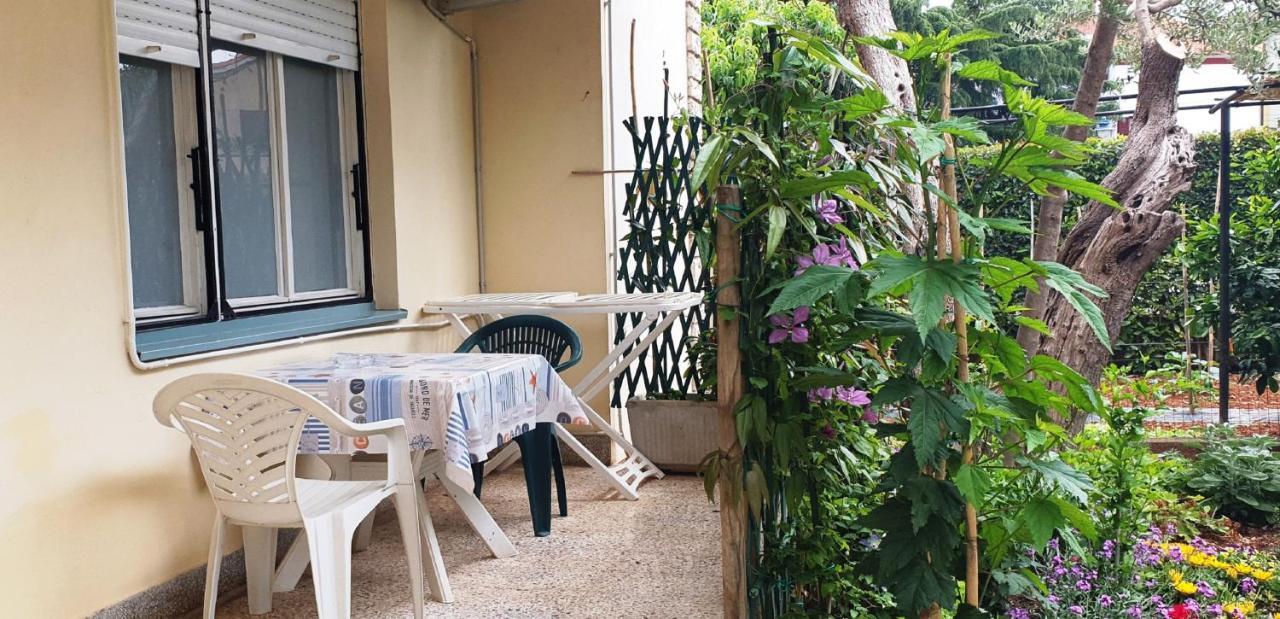 Cecillia Mare Apartments Rovinj Exterior photo