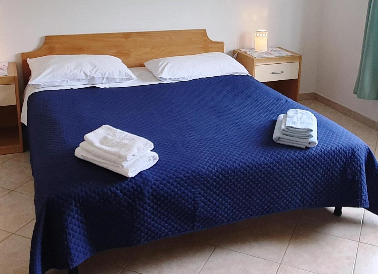 Cecillia Mare Apartments Rovinj Exterior photo