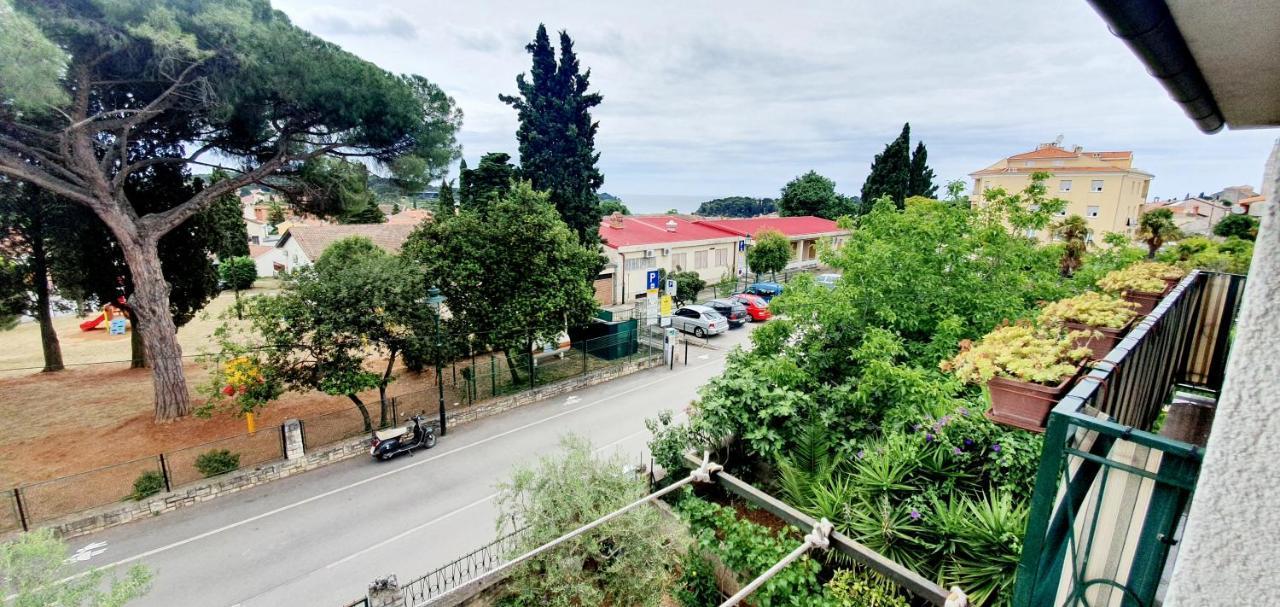 Cecillia Mare Apartments Rovinj Exterior photo